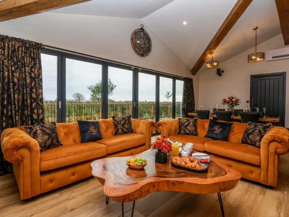 Bespoke three bed lodge home